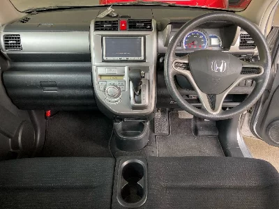 Honda ZEST SPARK