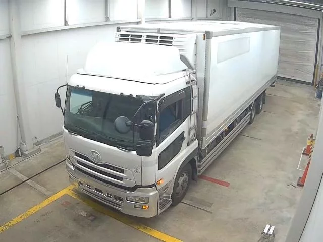 Nissan UD  с аукциона в Японии