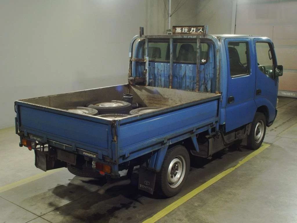 Toyota ToyoAce  с аукциона в Японии