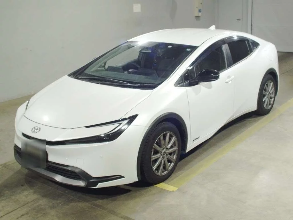 Toyota Prius  с аукциона в Японии