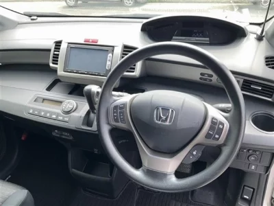 Honda Freed Spike