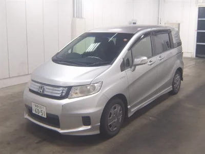 Honda Freed Spike