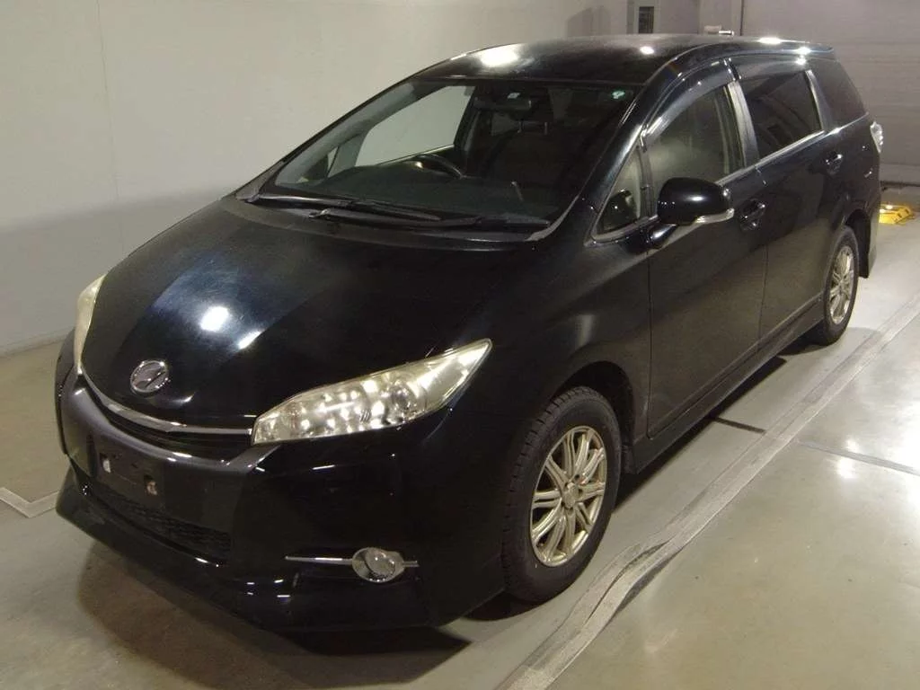 Toyota Wish  с аукциона в Японии