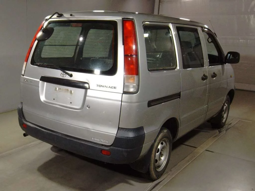 Toyota TownAce  с аукциона в Японии