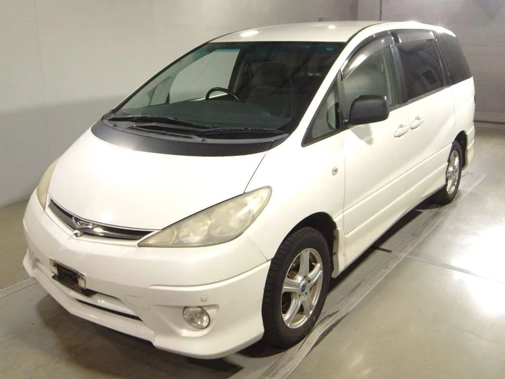 Toyota Estima  с аукциона в Японии