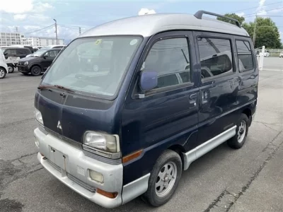 Mitsubishi Minicab