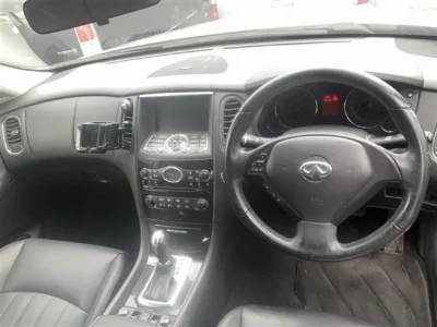 Nissan Skyline Crossover