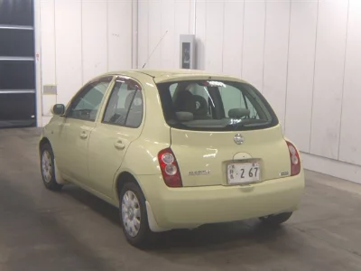 Nissan March