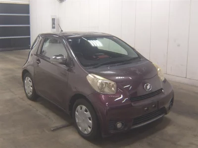 Toyota iQ