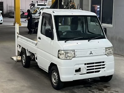 Mitsubishi Minicab Truck
