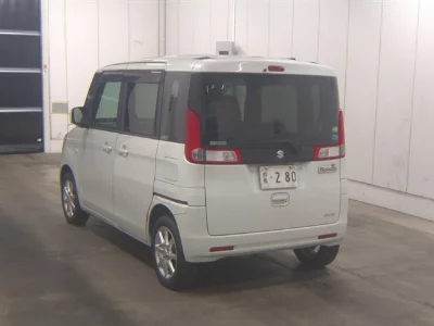Suzuki Spacia