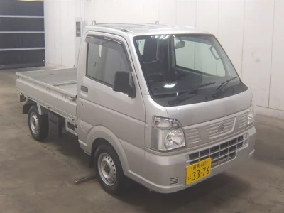 Nissan NT100 Clipper