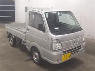 Nissan NT100 Clipper