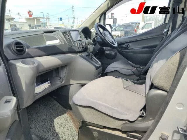 Nissan NV200  с аукциона в Японии