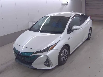 Toyota Prius PHV