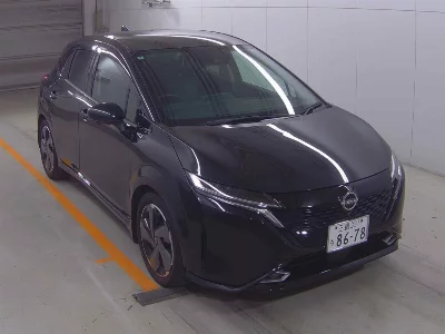 Nissan Aura