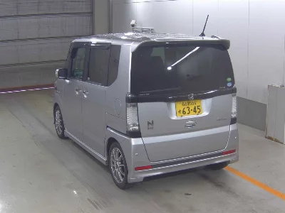 Honda N BOX CUSTOM