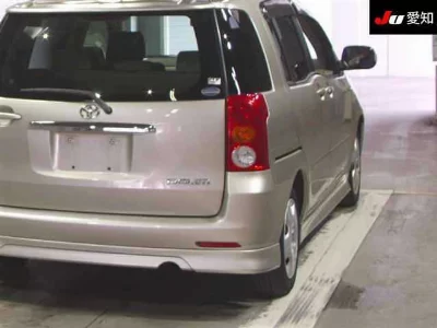 Toyota Raum