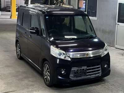 Suzuki Spacia Custom