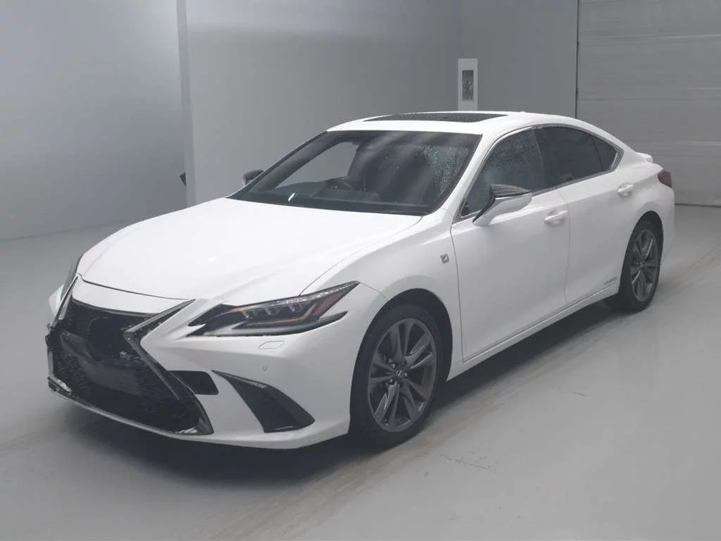 Lexus ES300h  с аукциона в Японии