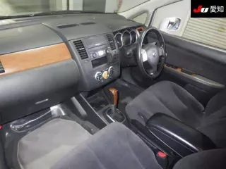 Nissan Tiida Latio