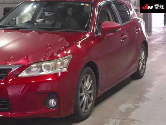 Lexus CT200h  с аукциона в Японии