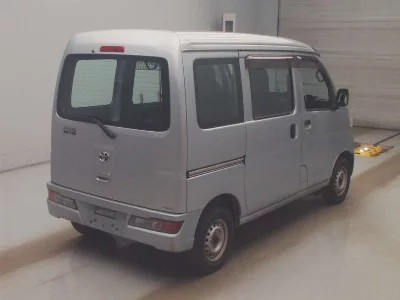 Toyota Pixis Van