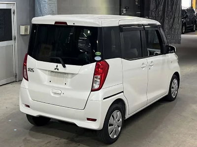 Mitsubishi eK X Space