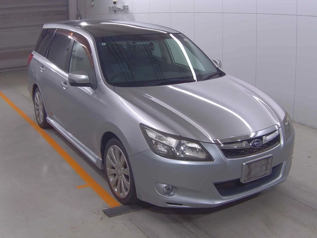 Subaru Exiga  с аукциона в Японии