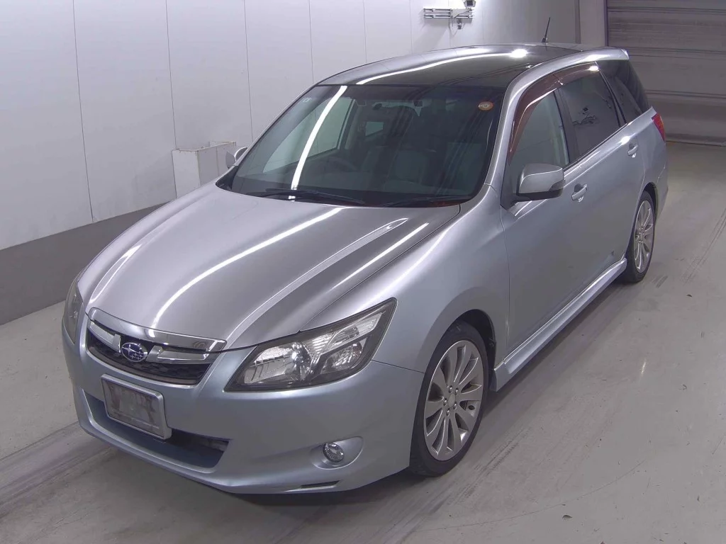 Subaru Exiga  с аукциона в Японии