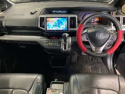 Honda STEPWGN SPADA