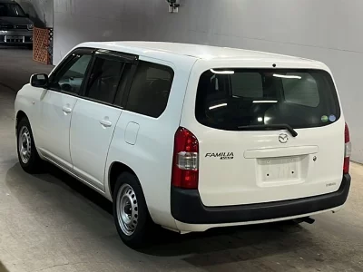 Mazda Familia S-Wagon