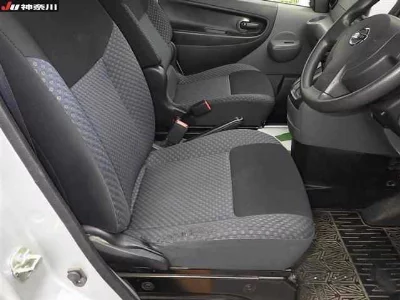 Nissan NV200 VANETTE VAN
