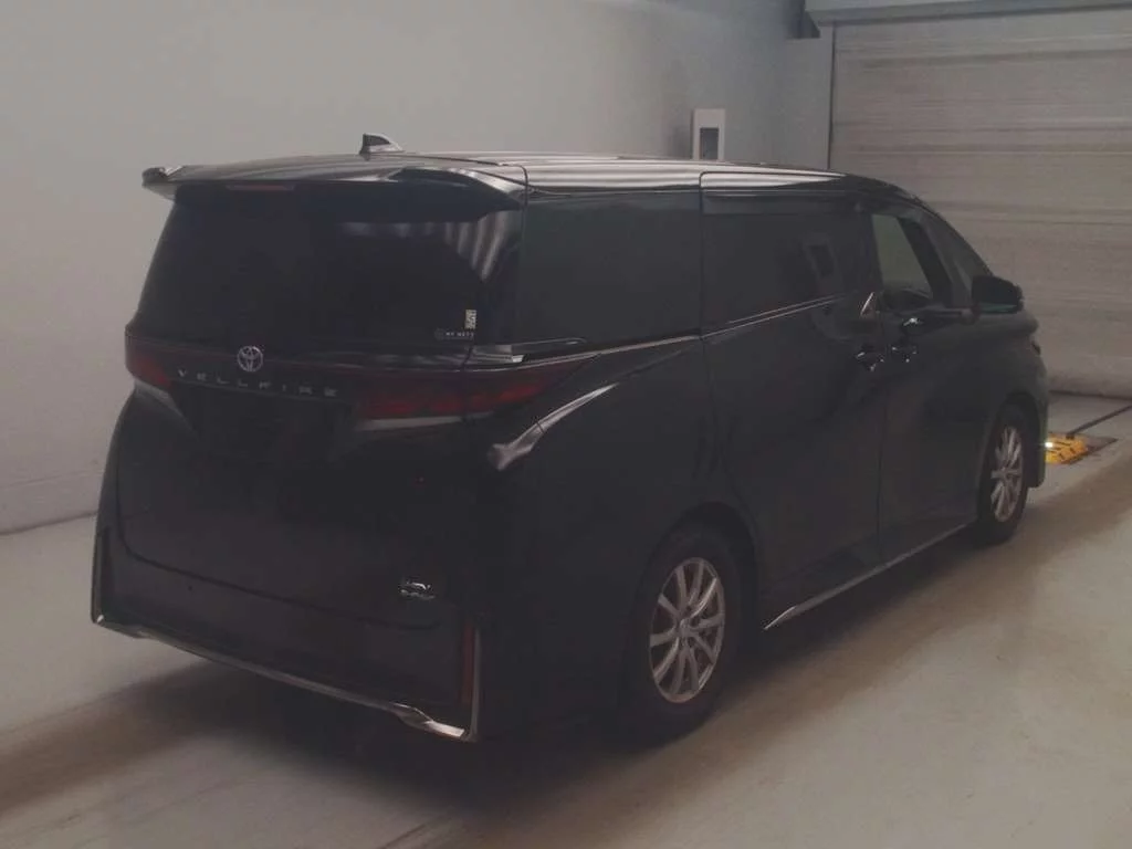 Toyota Vellfire  с аукциона в Японии