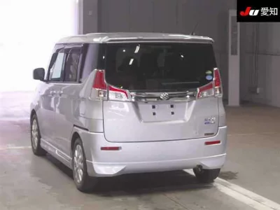 Suzuki Solio