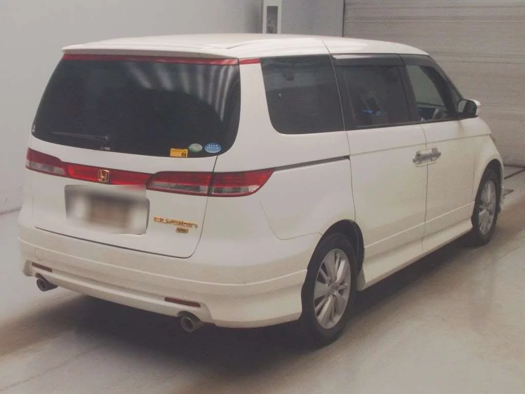Honda Elysion  с аукциона в Японии