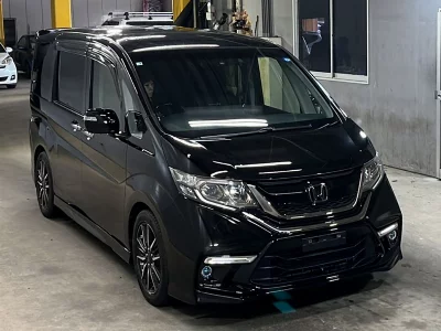 Honda STEPWGN SPADA