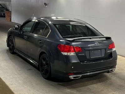 Subaru Legacy B4