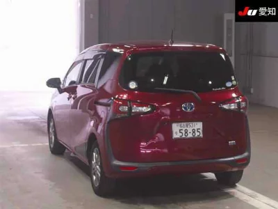 Toyota Sienta