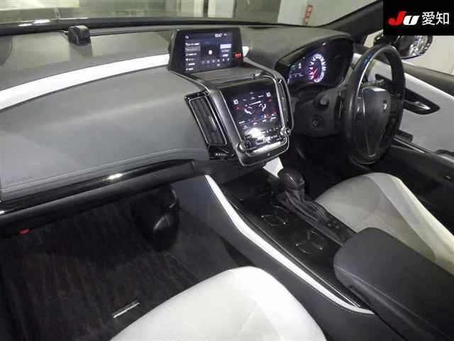 Toyota Crown  с аукциона в Японии