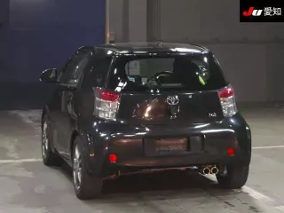 Toyota iQ