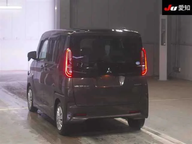 Mitsubishi eK X Space  с аукциона в Японии