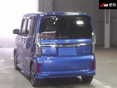 Honda N BOX CUSTOM