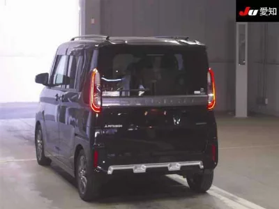 Mitsubishi Delica Mini