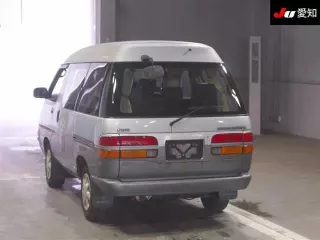 Daihatsu Delta Wagon