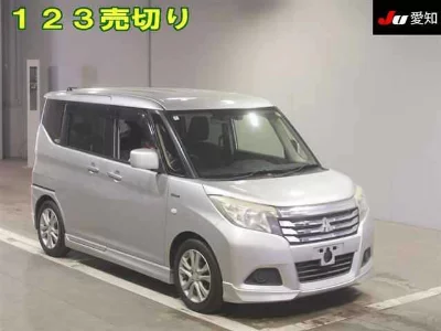 Mitsubishi Delica D:2
