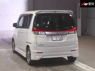 Цена авто Mitsubishi  с аукционов Японии, номер кузова MB15S, пробег 96 000, оценка 8