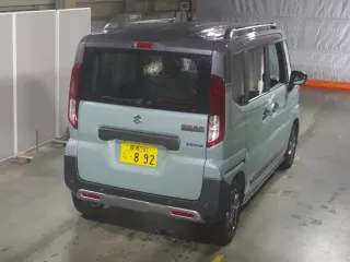 Suzuki Spacia Gear