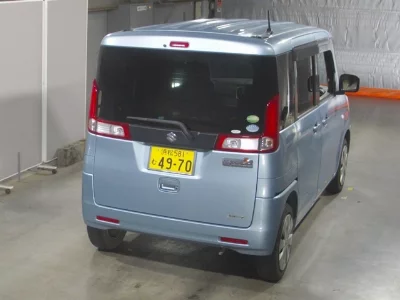 Suzuki Spacia