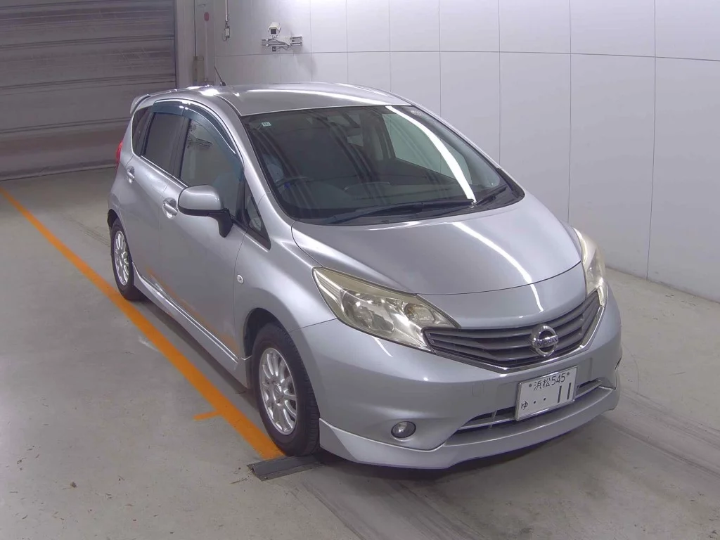 Nissan Note  с аукциона в Японии